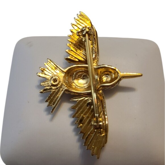 Vintage Detailed Gold Toned Red Green Clear Rhinestone Hummingbird Brooch - J1 - Picture 6 of 6